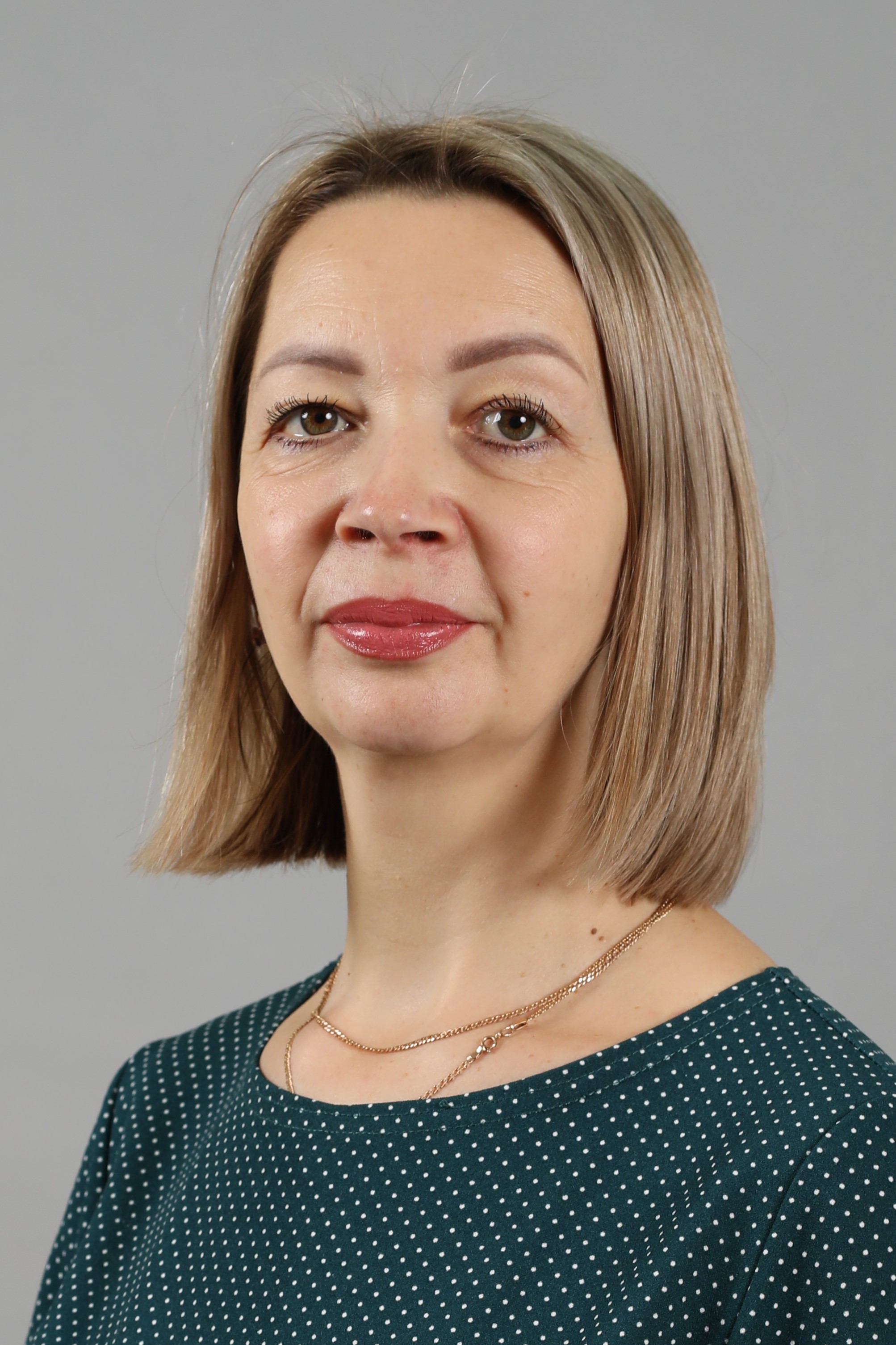 Музыкальный руководитель Тишина Анна Евгеньевна.